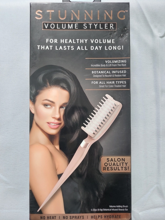 Stunning Other - Stunning Volume Adding Style Comb Brush NWT Preppy Office Travel